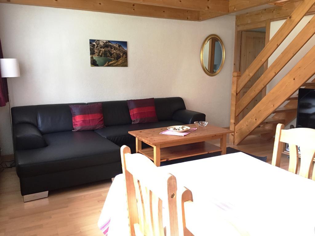Alpen Chalet Kandersteg Phòng bức ảnh